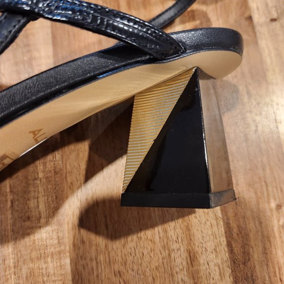 New Aldo low heels - Picture 2 of 5
